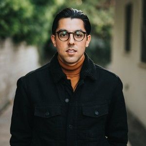 Meet your Posher, Leanora